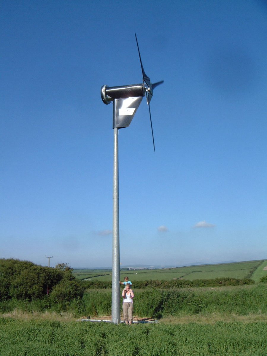 ecobarns's tweet photo. So what's so 'eco' about our #EcoBarns? From ground source heat pumps and solar hot water, a stay with us is a great way to educate everyone about the importance of looking after the environment, surrounded by the beauty of #Pembrokeshire. https://t.co/ruuSaC3XXV https://t.co/kfqcKV3ihT