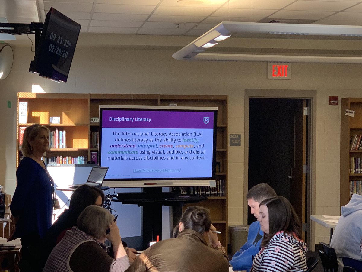 DocPTG's tweet photo. Great Disciplinary Literacy pd going on at HMS today! Fletcher and Mitchell we are knocking it out TKO #BoxingTheme #WeAREFIT @HandMiddleSC @RichlandOneSupe @delsean73 @tmitchell_tara @devinlrobinson1 https://t.co/9qcFAUUcyF