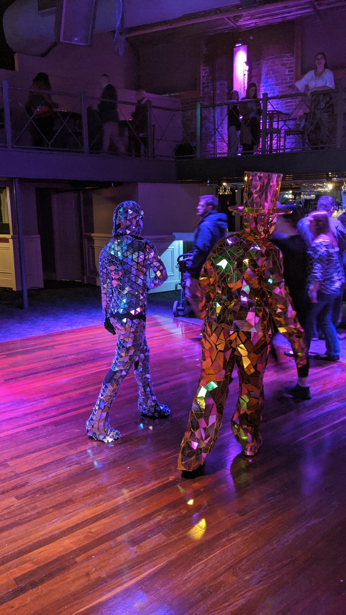 bxjaeger's tweet image. Dressing up your paper before sending it to a fancy journal #SPSP2020