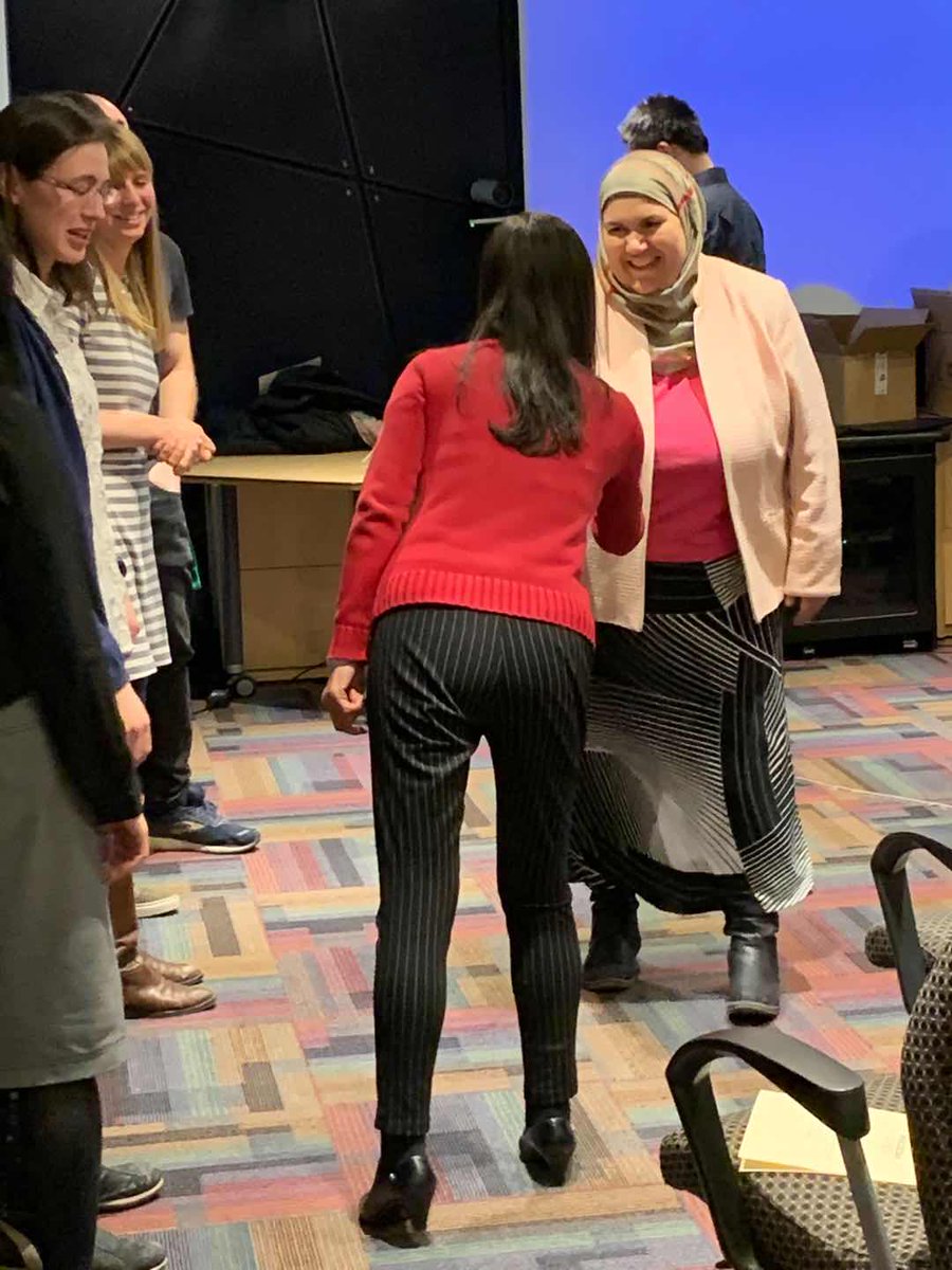 HChen320's tweet image. Congratulations to our colleagues @JasonDuffe, @Jonpasher, @ValerieWynja, @TaylorHarmerEC,  Andy, Bhavana, Huili, Lisa, and Matt receiving #ECCCSci tech awards. They have been working hard on Ocean Protection Plan project.