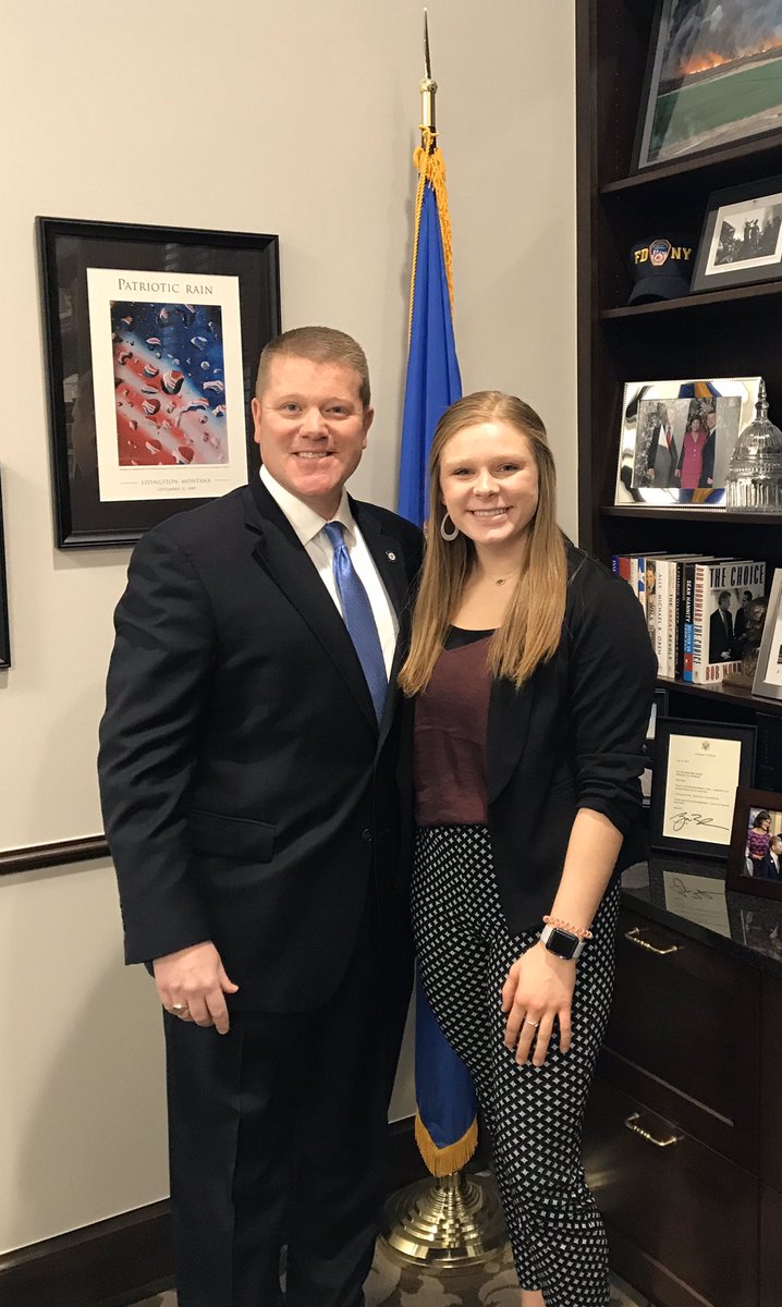 OC_CoLA's tweet photo. We love seeing @OCAlumni like @mikeasanders give our students the chance to learn and grow in their fields! Check out Sanders and his interns @KaitlynMaker, @LaunaaMirandaa1 and @steph_mathiasen the OKC Legislative Office. @okchristian https://t.co/TO8i0eS2ay
