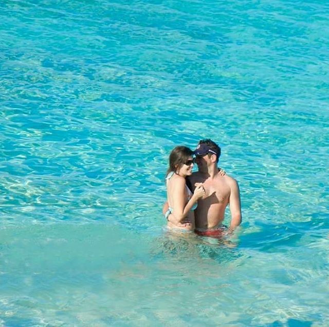 AmbianceStudio's tweet photo. The proposal 2011. 
#fbf #paparazzi
.
.
.
.
.
#livelovelaugh#celebrate #marriedlife #bahamas #humansofjoy  #wanderlust #travelgram #vintagevespa #streetphotography #miamimoms
#vintagelove #darlingmovement  #ig_myshot #travelblogger #ig_daily #inbeautyand… https://t.co/gneUGnXGjj https://t.co/ukDdhOvTRr