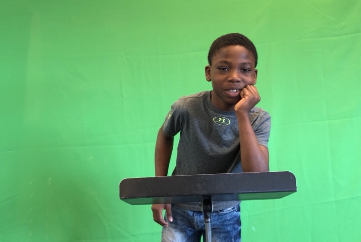 SiouxCityCSD's tweet photo. 5th graders at @HuntTigersES recently worked with a green screen to create their own movie trailer! Students put their critical thinking skills to the test by writing the script and recording the action! #SCCSD https://t.co/mTH75eCOBH