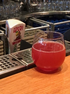 VicinityBrew's tweet photo. This #FeatureFriday found one of our teammates visiting @SierraNevada in Mills River, NC. She was lucky enough to enjoy many a brew and the #straingebeast hard kombucha too. Thanks for the hospitality (and of course the perfect beverages) - Sierra Nevada you never disappoint! https://t.co/BfQKJJ0UOK