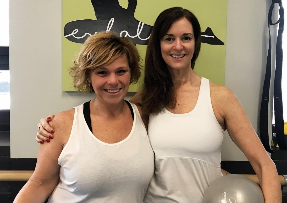 BodyworksWoburn's tweet photo. Join Rae Ann & Mary Kate for their signature YoBarre Workshop!
.
Sunday, March 22nd, 11:00am-12:30pm
$20 per person, Members & Non-Members Welcome!
.
Email info@vitalcorewoburn or call 781-932-4123 to sign up.
.
#bodyworks #bodyworkswoburn #vitalcore #yoga #barre https://t.co/ISw7Zncl4H