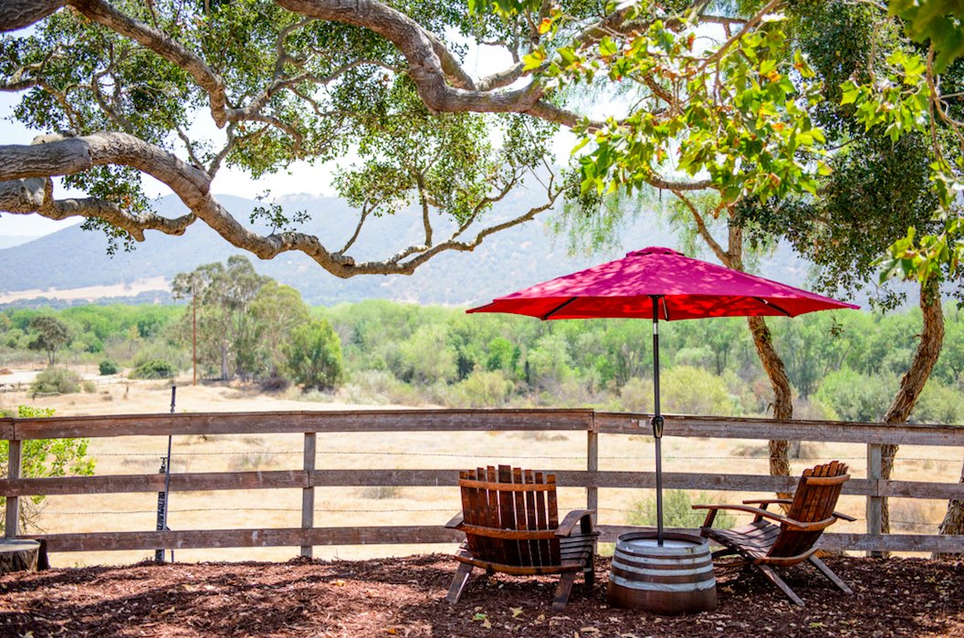 All that's missing is YOU! Stop by our #HitchingPostWines Tasting Room for a #glass #bottle or #flight 🍷🍷🍷 #hp2 #hpwines #buellton #winetasting #winecountry #winenot #visitsyv  hpwines.com