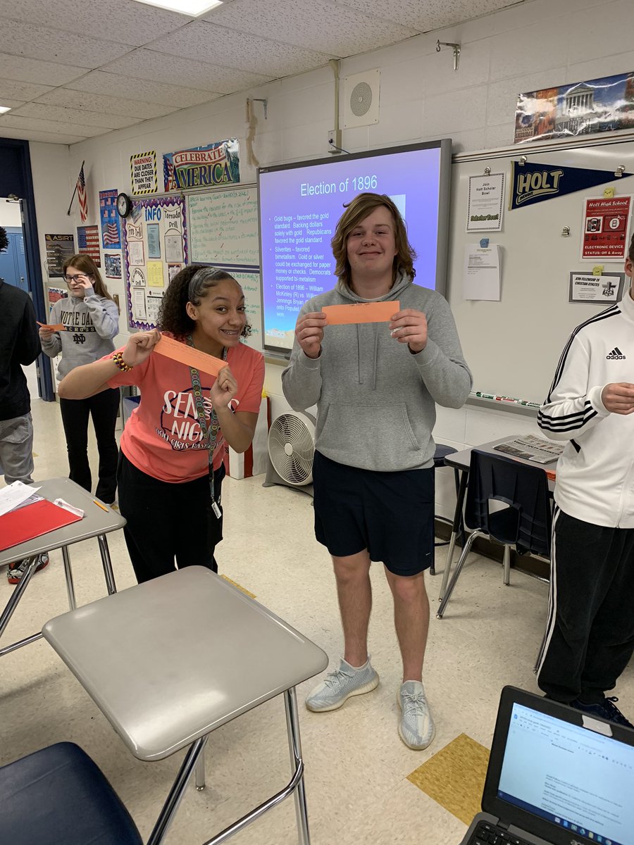lisa_bopp's tweet photo. Swap Talk for win. Thank you @DrStryjewski. # we are Holt @HoltPrincipal https://t.co/Gv0NmpREe4