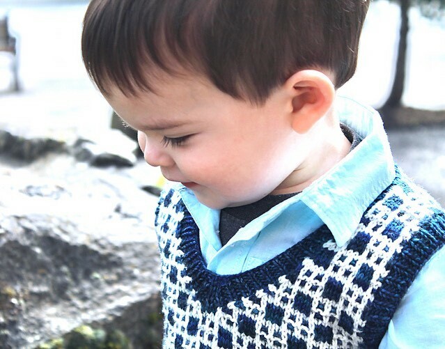 “Up next” for the penultimate day of the #fiberuarychallenge: this little slipped-stitch colorwork vest! It will surprise probably no one that it’s worked in Malabrigo, their Arroyo base this time. I’m hoping to have the pattern up for testing later toda… ift.tt/2Pxnq0o