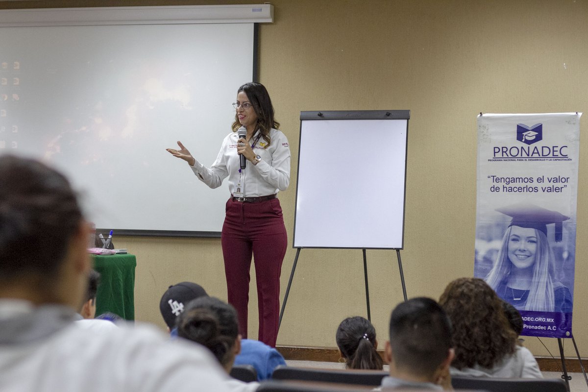 UTSEMor's tweet photo. Durante los días 26, 28 y 28 de febrero, Marisol Delgado Flores, Coordinador Nacional #PRONADEC, brindó información a nuestros alumnos sobre las becas estudiantiles en la capacitación para el empleo en cómputo e idiomas a las cuales pueden tener acceso.
#UTSEM #Morelos https://t.co/YZK0GkvRK6