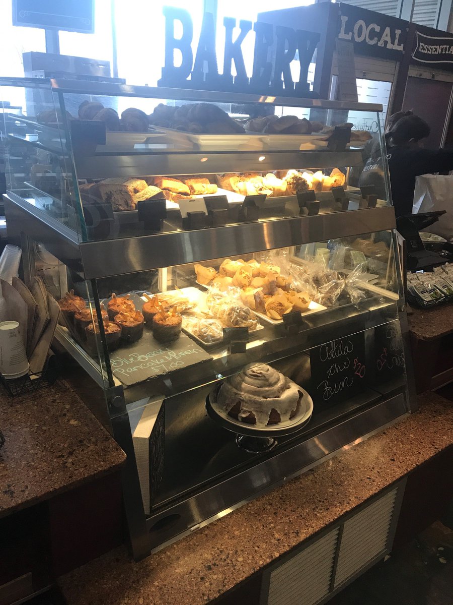 CHEFBCEC's tweet photo. @PAXEAST_2020 Attendees showing their excitement as they enjoy their tasty food between games at the BCEC! #ThisIsLevy #PAXEast #Delicious https://t.co/D7eRurdtZR
