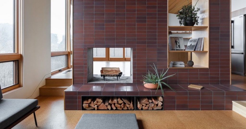 BHHSCrest's tweet photo. Transform Your Home with a Gorgeous Double-Sided Fireplace https://t.co/PLQRf4ZXIc https://t.co/9HGc7yfhSr