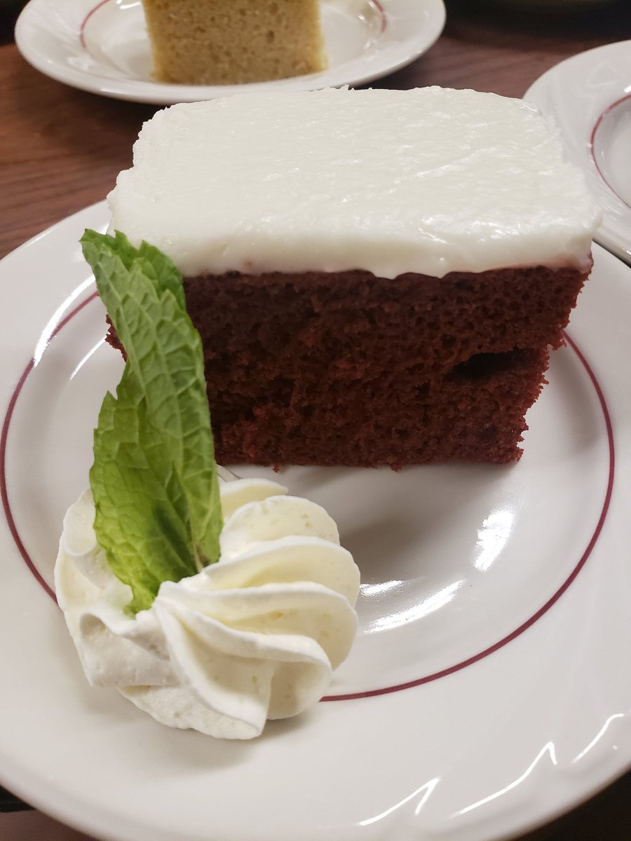 Glen_RidgeHC's tweet photo. Beautiful and delicious red velvet cake with butter cream icing is what we are serving for lunch. 
#skycloud9 
#trilogyliving 
#greatplacetolive 
#desert https://t.co/H8sTOqiUPj