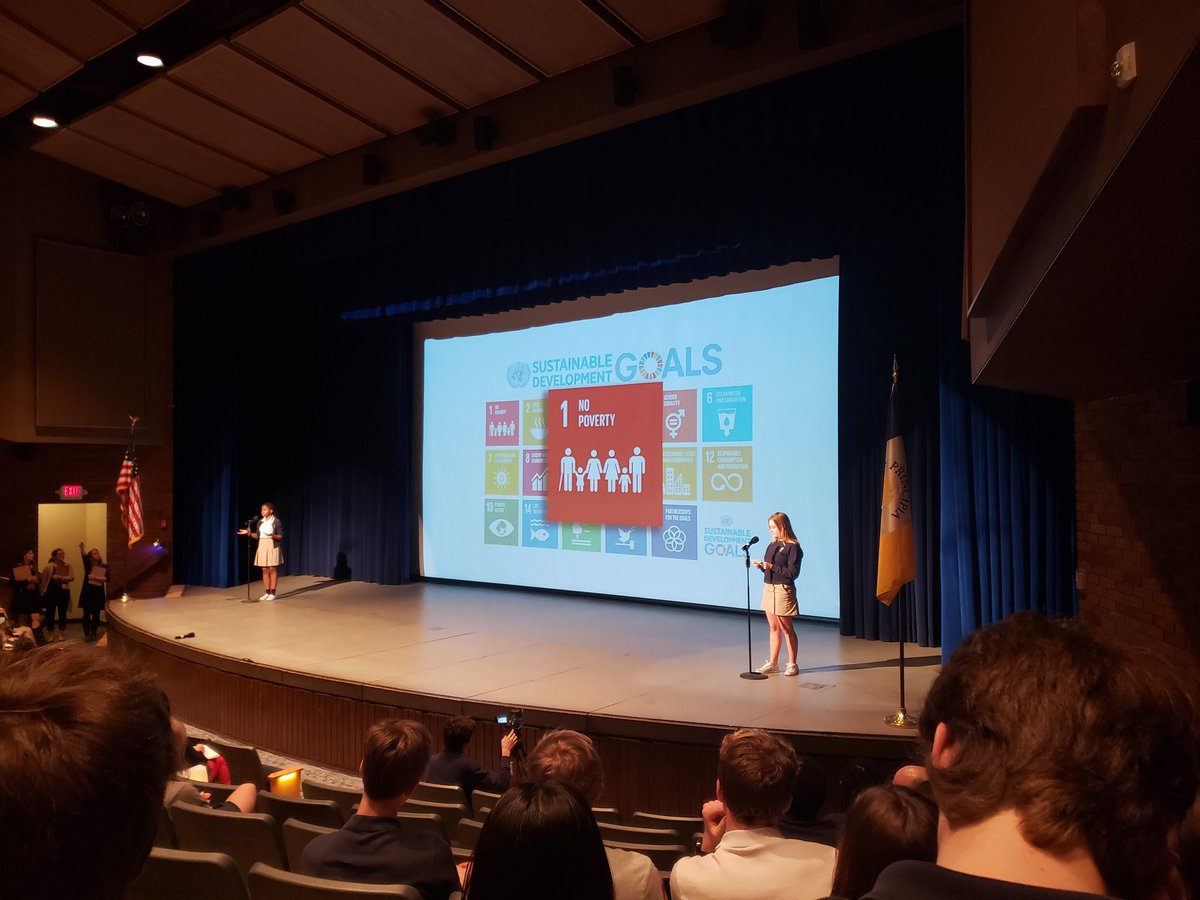 MelanieShedd's tweet image. @PrincipiaSchool #ImpactChallenge @UNGoals2015 Exciting to see students  presenting on their ideas to help better their communities and beyond.  #PrinProgress #realworld