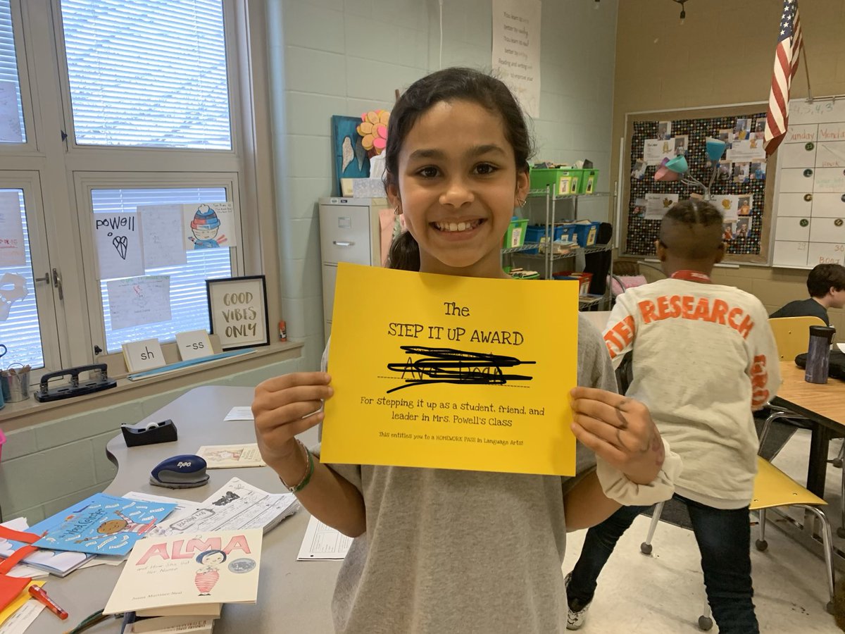 Laura Powell tweet media