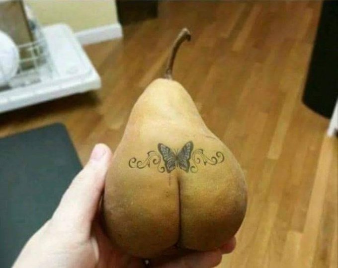 memes estranhos tweet media