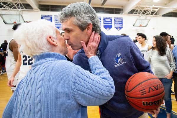 Chattermeister's tweet photo. ⁦@SHP_Athletics⁩ celebrates ‘K-Will’s’ 200th win ⁦@SetonHallPrep⁩ ⁦@theprepfootball⁩ ⁦@JBernsteinHS⁩ ⁦@SeanReillyHS⁩ ⁦@mattkippmedia⁩ ⁦@D1MEDIAPRO⁩ Check out story at https://t.co/8nahOXBu8E https://t.co/9hnwTIzuzy