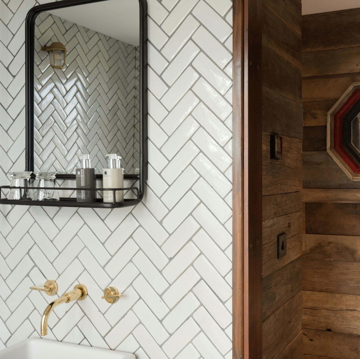 Our Lookout residence, booking fast for the coming summer. The perfect bolthole for a quick getaway.

#lovefalmouth