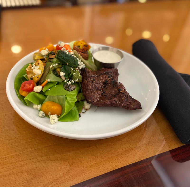 MarketOnHouston's tweet photo. Dean and Peeler Flat Iron for lunch! #MOH https://t.co/ksUio3mC8f