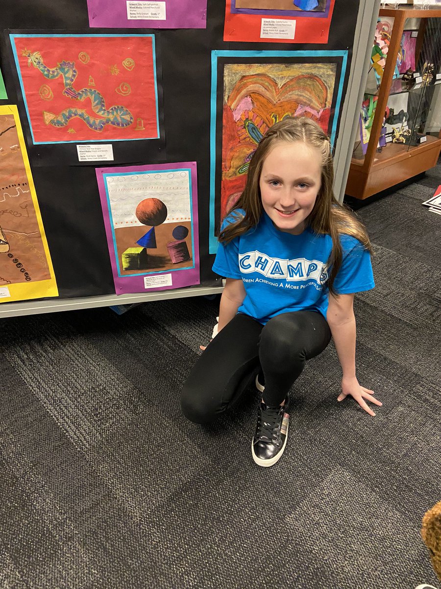 dani_be_autiful's tweet photo. We had such a great turn at the Learning Showcase last night! Shoutout to some of the amazing artists that had work on display 🎉 https://t.co/yOodqatEP3