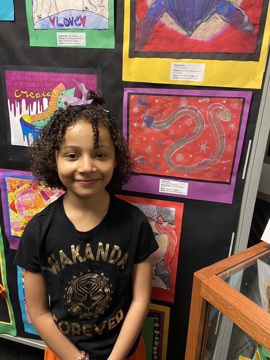 dani_be_autiful's tweet photo. We had such a great turn at the Learning Showcase last night! Shoutout to some of the amazing artists that had work on display 🎉 https://t.co/yOodqatEP3