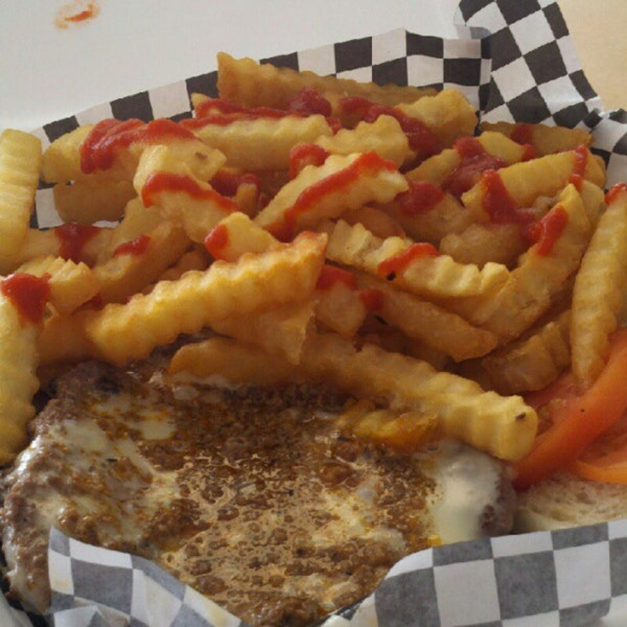WimpysBurgerBas's tweet photo. Treat yourself to a cheat day today. You deserve it. https://t.co/AjZigFE4f2