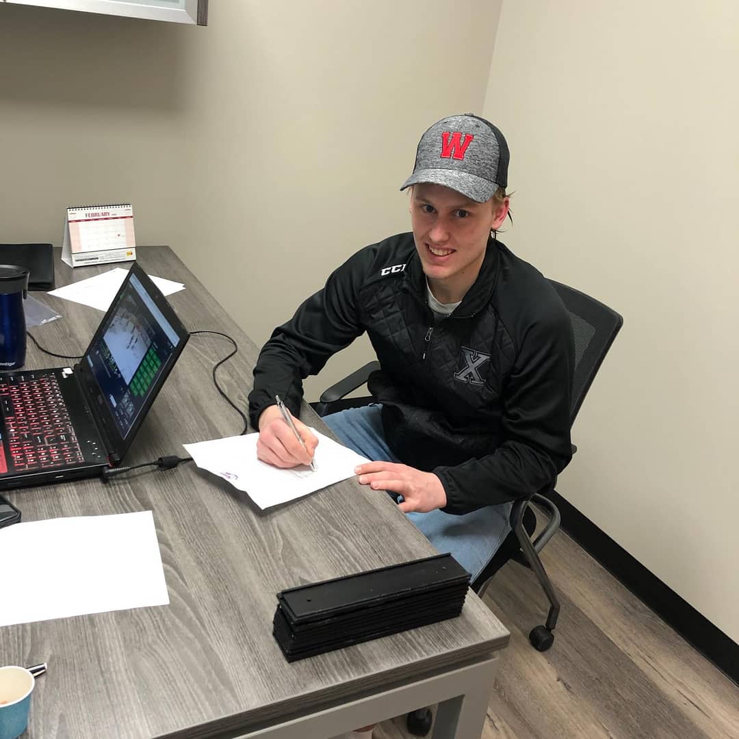 WolverinesJrA's tweet photo. The Whitecourt Wolverines are pleased to announce that 03 defenseman Warren Marcotte has signed a LOI for 2020/21 with the hockey club. 
The Wolverines organization want to welcome Warren and his family to the Wolverines program. 
For full details:
https://t.co/mKqnQgbpxC https://t.co/lERj1AcPhM