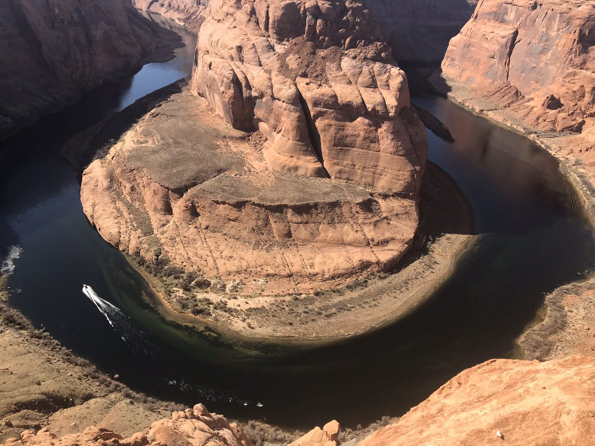 chivalrypact's tweet photo. Good morning from Las Vegas!!  Dr. C. Neill Epperson kicking off the second day of Chair Summit with an excellent presentation of the practical use of hormones in psychiatric practice! And the views of Horseshoe Bend are amazing!! https://t.co/h4sMvYEHht