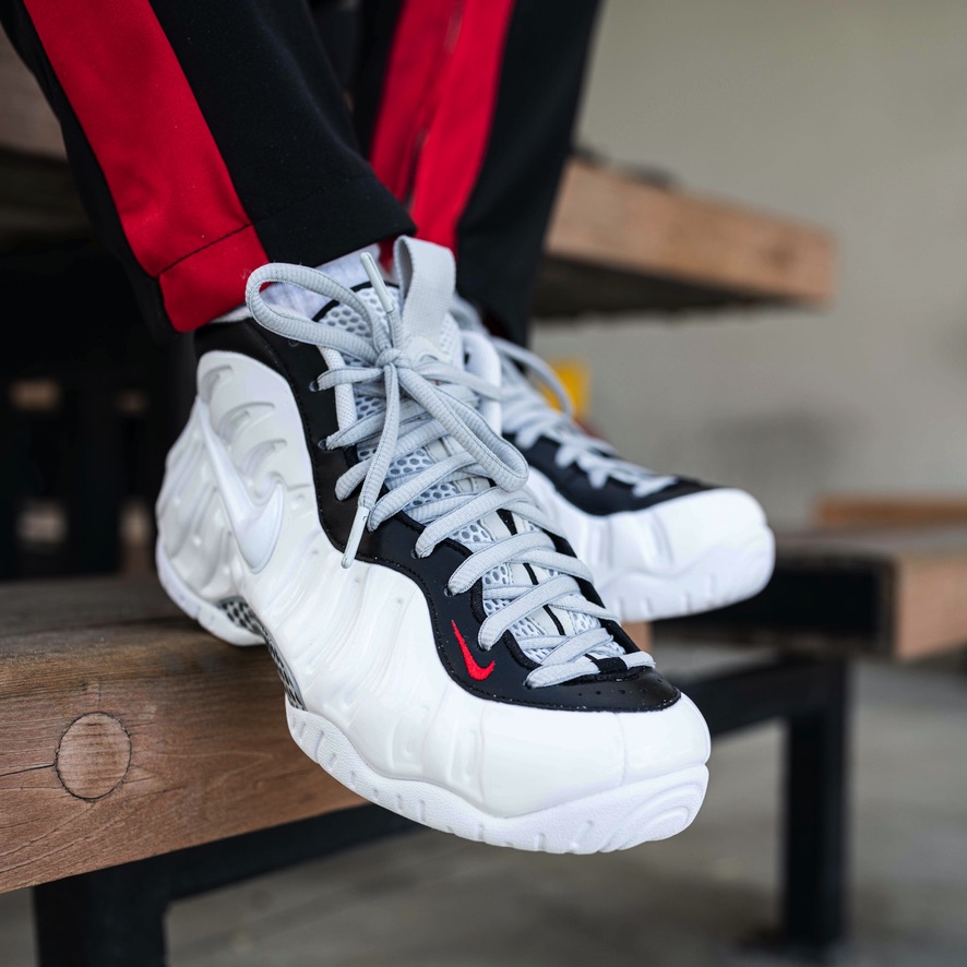 air foamposite one chrome white