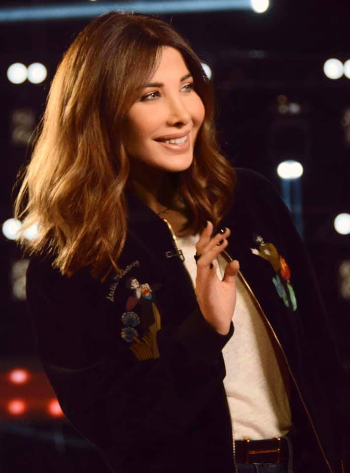 NancyAjramLbNew's tweet photo. @NancyAjram #ALBIYAALBI #JudgeNancy #nancyajram #hassabeek #TheVoiceKids #MBCTheVoiceKids #mbc #TeamNancy #nancy10 #BadnaNwaleeElJaw #NancyAjramLebanonNew #NancyAjramLbNew #Nancyisback
#ูุงูุณู_ุนุฌุฑู
#ุฐุง_ูููุณ_ููุฏุฒ #ูุฑูู_ูุงูุณู #ุญุงุณุฉ_ุจูู #ุนุงูู
_ูุงูุณู #ุจุฏูุง_ูููุน_ุงูุฌู #ูููุง_ุญุฏู_ูุงูุณู #ููุจู_ูุง_ููุจู https://t.co/v4fuk1RIy3