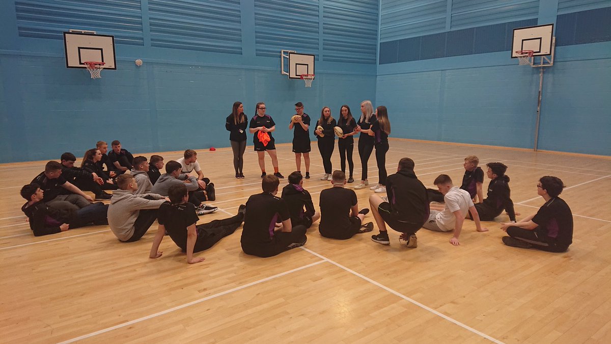 SportsCogc's tweet photo. Great to have our new partners @ActiveSchoolsSL in today taking our NQ students through their infant and multisports resource packs 📚📚. These are the final preparations for the students as they get ready to take up their placements across @SouthLanCouncil schools!!  👌🏉🏀⚽ https://t.co/Yy3IsSTNZu