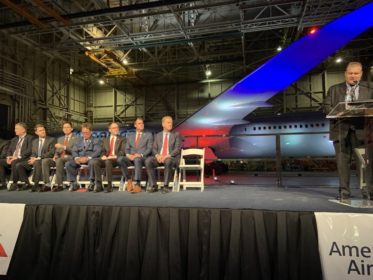 AvWeekLeeAnn's tweet image. ⁦@AmericanAir⁩ announcing plans to invest $550 million at Tulsa maintenance base. #AVMRO ⁦@AviationWeek⁩