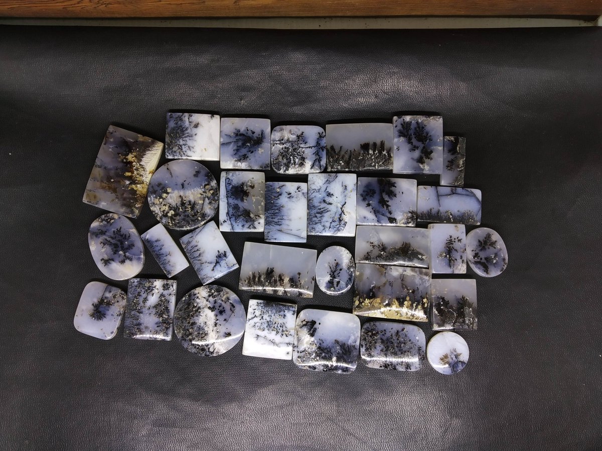 PedroRival's tweet photo. Available format sale
Dendrite cabochon
If do you are interested please send me message for more information
Payment PayPal 
#dendrite https://t.co/YtRyLkrr7a