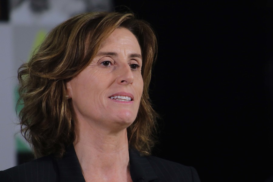 Piñera oficializa renuncia de Marcela Cubillos al Ministerio de Educación bit.ly/39ciK7K