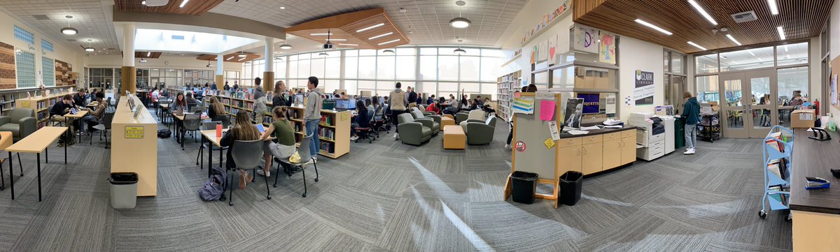 AWeekOrAWeekend's tweet photo. Might be record attendance in our library today. FIVE classes working in here first period today!!! Way to utilize our library space, folks. #highschoollibrary #juniorpaper #seniorproject #workscitedforthewin @JesuitHighPDX https://t.co/F3RzoLgNSu
