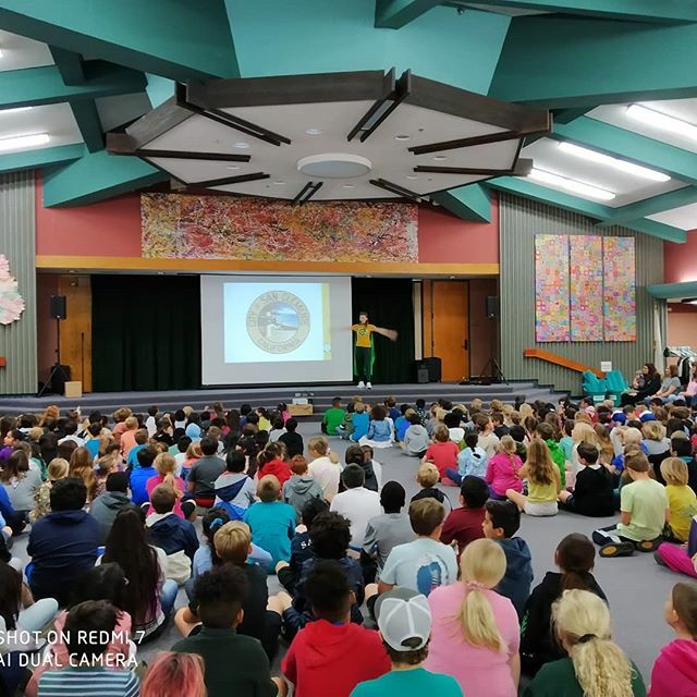 ClarLoboWolves's tweet photo. Thank you City of San Clemente for bringing Ecohero to Lobo! https://t.co/hUdNmIRWRE https://t.co/qmVdMulbX4