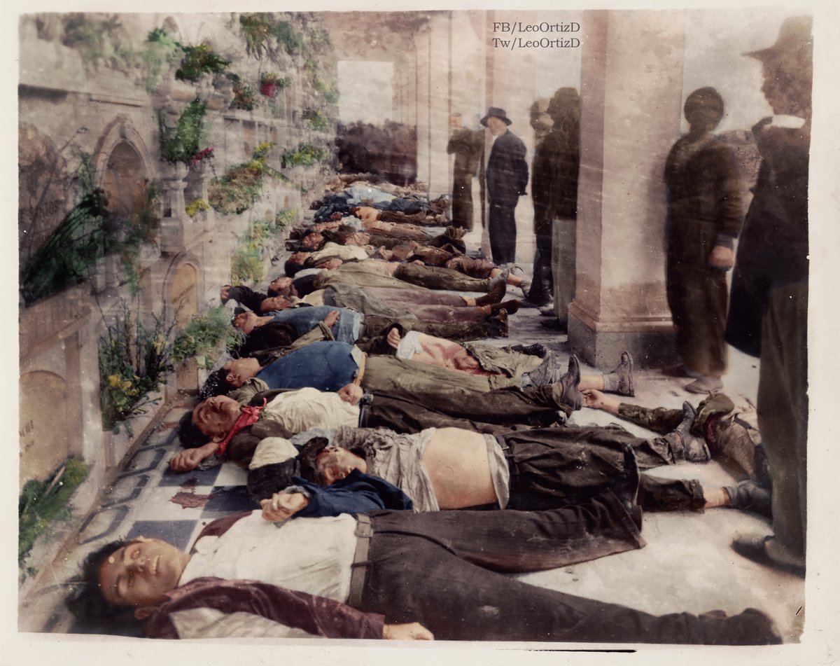LeoOrtizD's tweet photo. Cientos de muertos, muchos sin reclamar y enterrados como NN. Abril 1948 Bogotá📸Sady Gonzalez, #bogotazo #digitalcolor #Bogota @BogotaAntigua https://t.co/jj3Dq92San