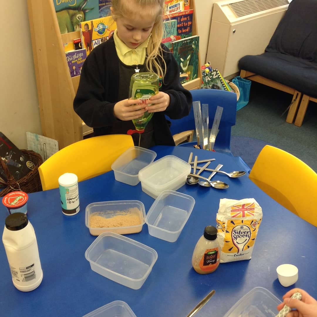 DarnhallPrimarySchool tweet media