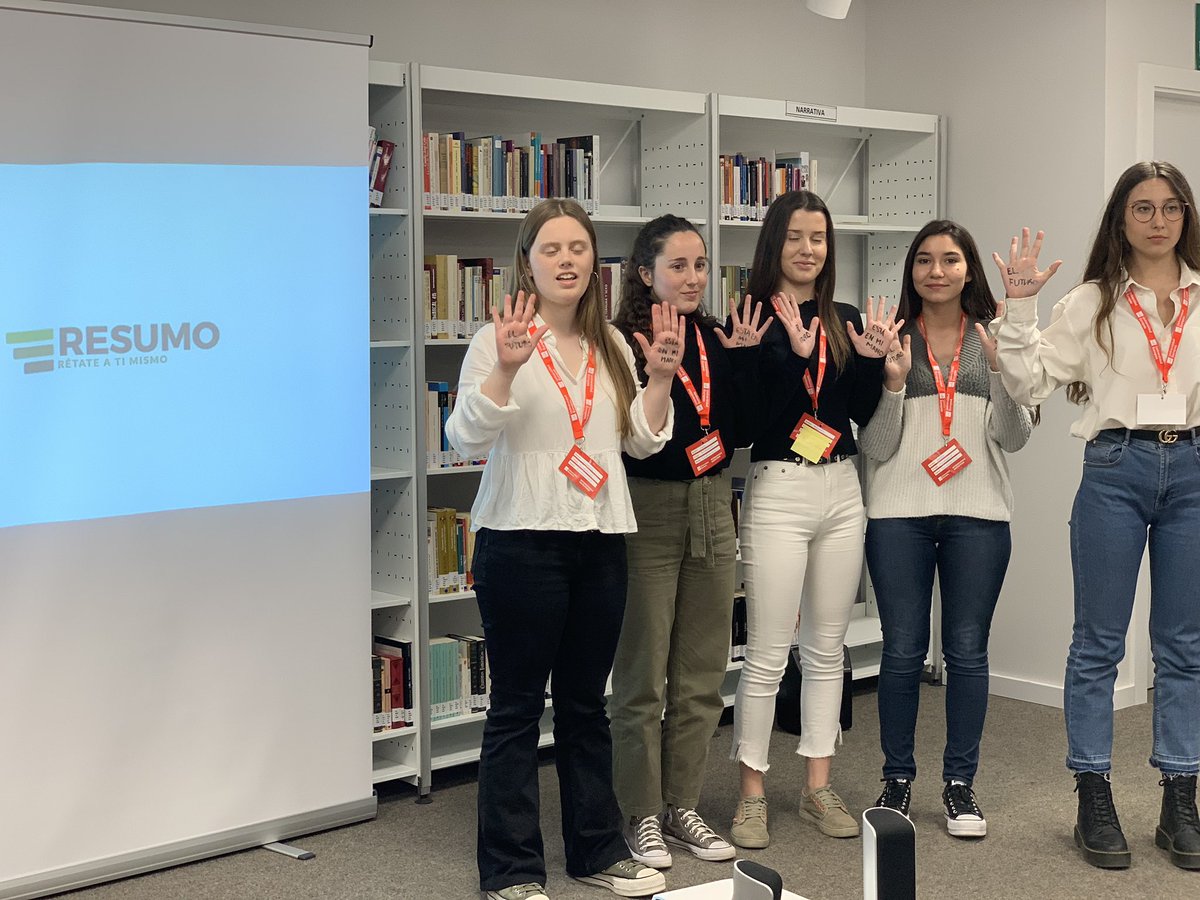 UEValencia's tweet photo. Después de unas fantásticas presentaciones, el jurado necesita unos minutos para delibear. ⏰
¡Enhorabuena por vuestros trabajos a todos/as! @greenpeace_esp #HackathonUEV https://t.co/fxt7z8MOIh