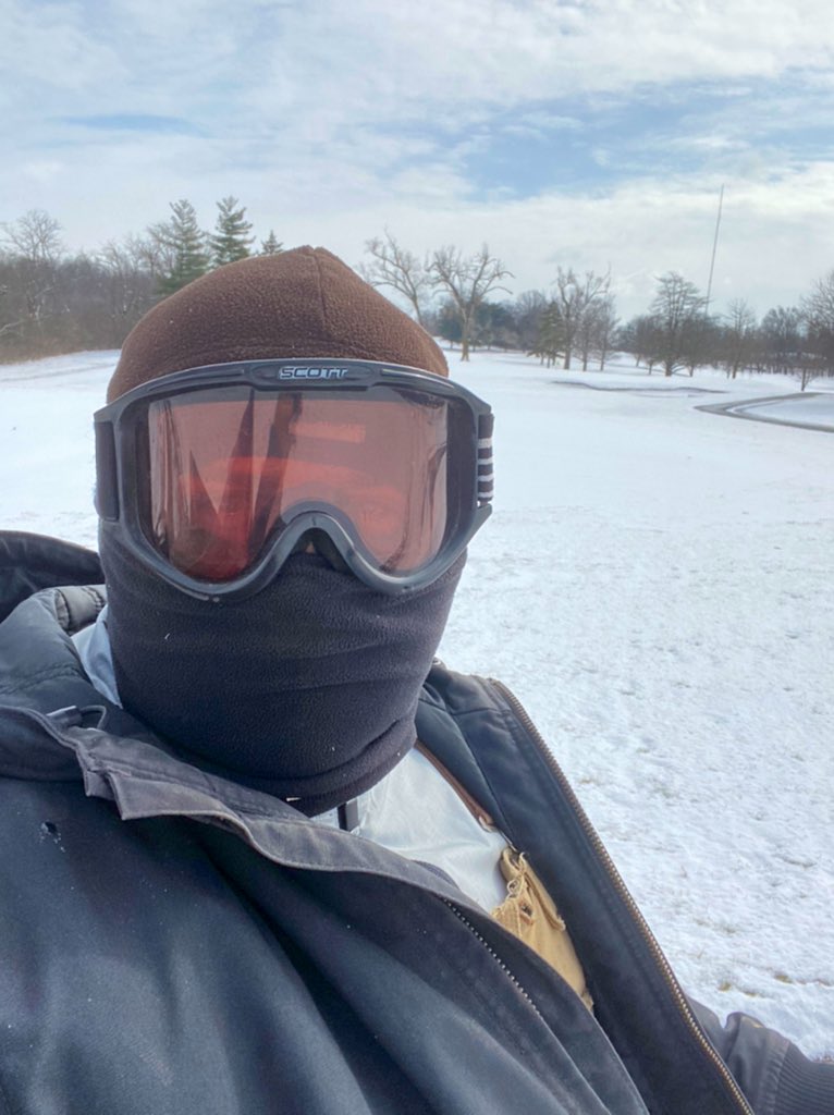 francisdmarion's tweet photo. Had to step my game up this morn for the wind chill! @TurfSpartanLord @TurfgrassZealot #TreeNinja #CantStopWontStop #2LegitDontQuit https://t.co/FdJlxSZHtO