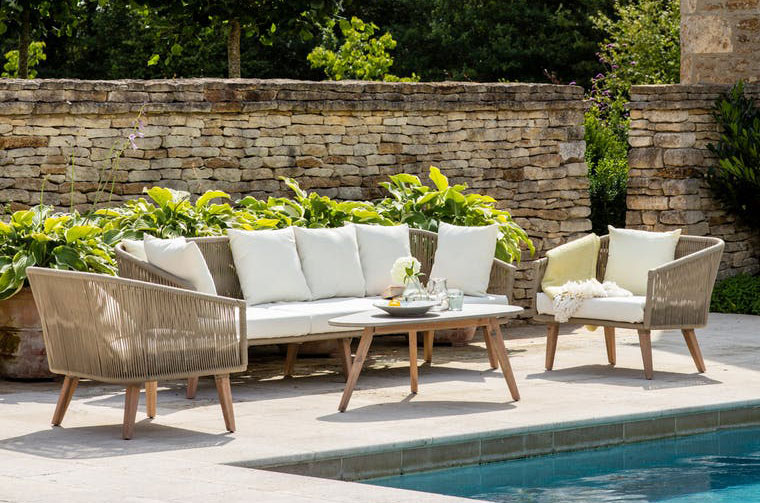 orangetreeshop's tweet image. Banish the bad weather blues... - mailchi.mp/9c0e93699f92/b… #dreamingofspring #orangetreeuk #gardenfurniture #dartsfarm #topshamdartsdesignhub #gardendesign #outdoorliving