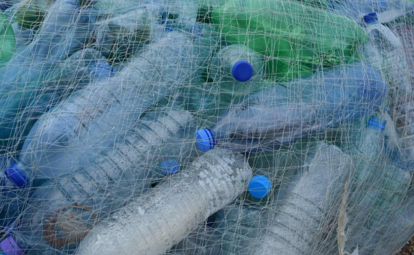 'Single-use plastic' is a harmful, misunderstood term. A <a href="/NSWA_UK/">Natural Source Waters Association</a> study revealed that many consumers believe this means the #packaging can only be used once, but this is not true as PET bottles are described in this way and can be #recycled! <a href="/FoodBev/">FoodBev Media</a> >> bit.ly/2T9tEoi