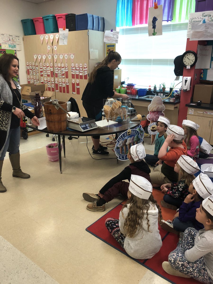 ColtElementary's tweet photo. STEAM day is rolling along! #coltriseup https://t.co/3oR0JyT76s