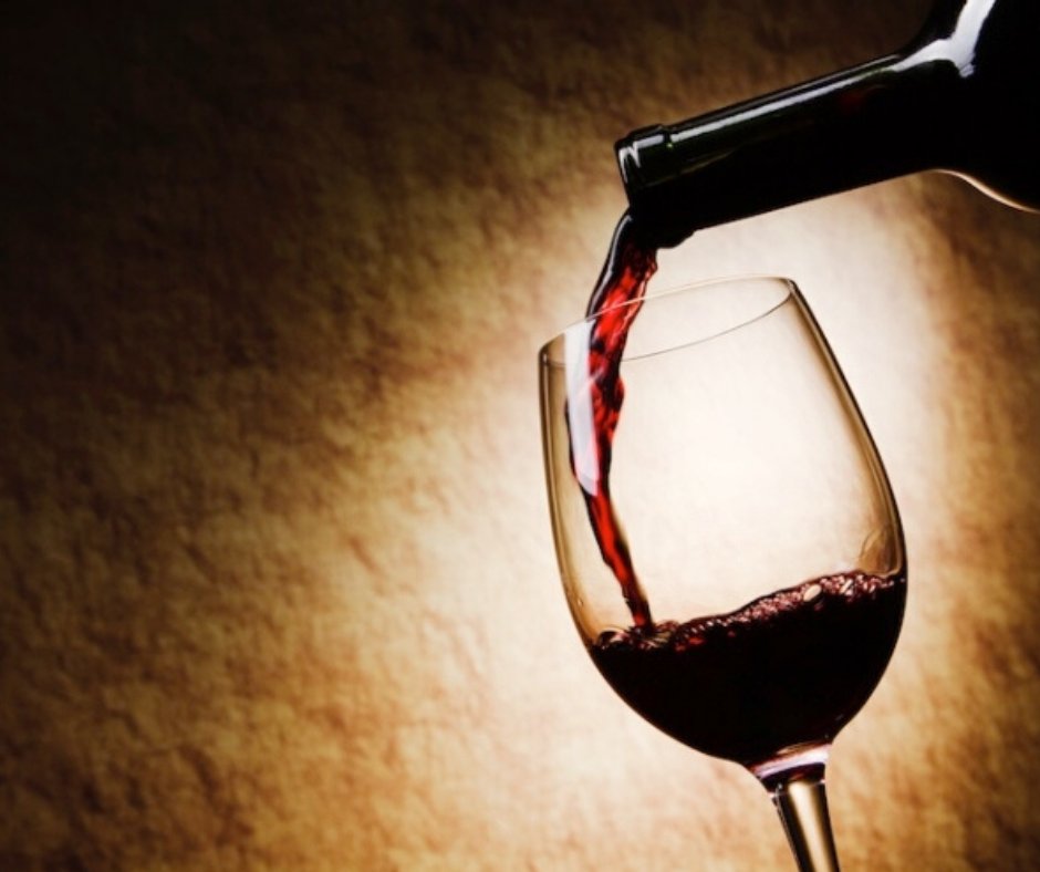 DeLieseCellars's tweet photo. It's time to unwine, it's #WINEallyFriday https://t.co/ujjBPWFK1S