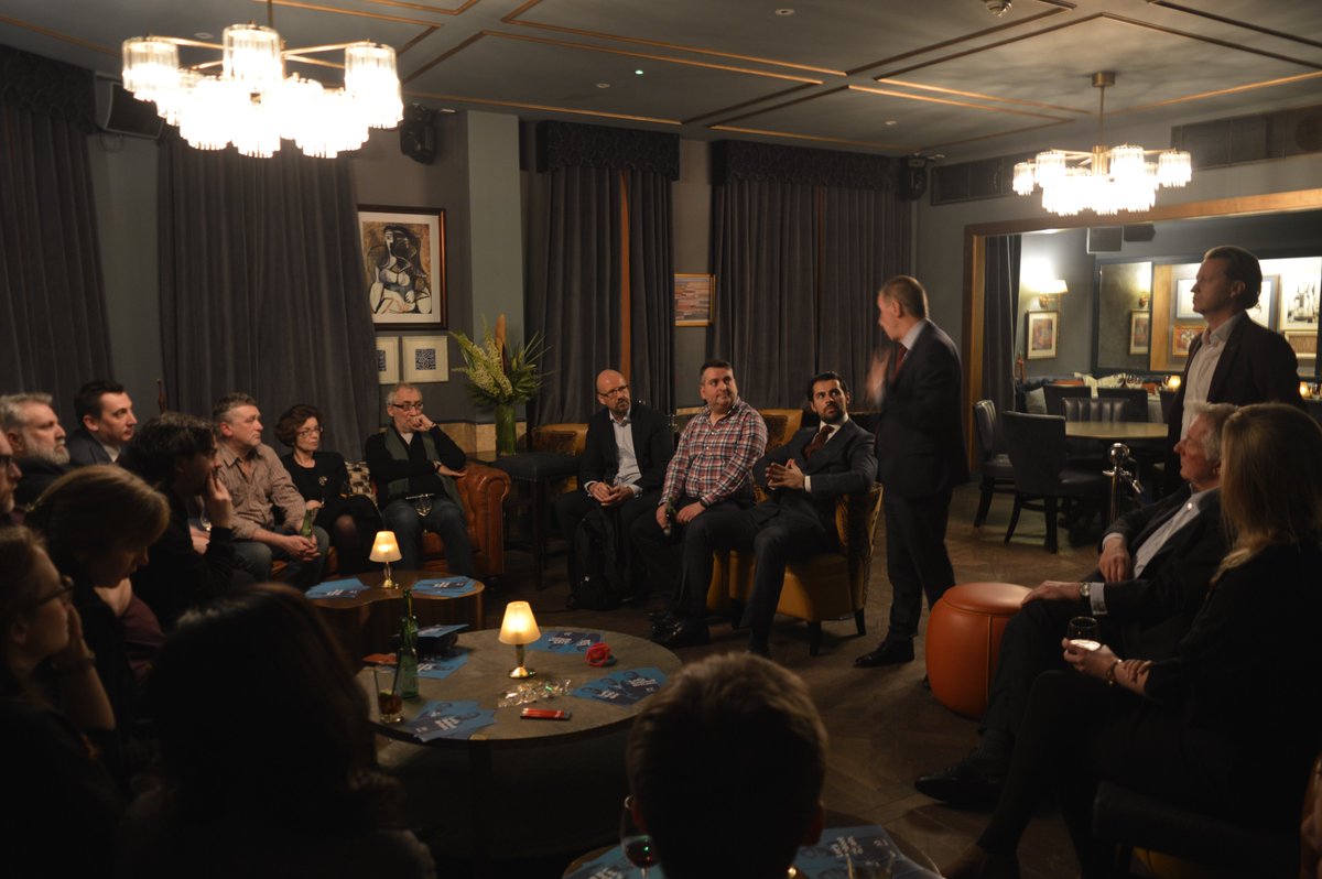 RenewParty's tweet photo. Renew's 'What Comes Next' event last night. 
Pursuit of common goals is the only way to build to 2024. Let's make this work.
@electoralreform @16MillionRising @ForChange_Now @volteuropa @peoplesvote_uk @compinpolitics @gavinshuker @unitetoreform @havesomenew @euromove @JMPSimor https://t.co/2J9PkRJ8t3