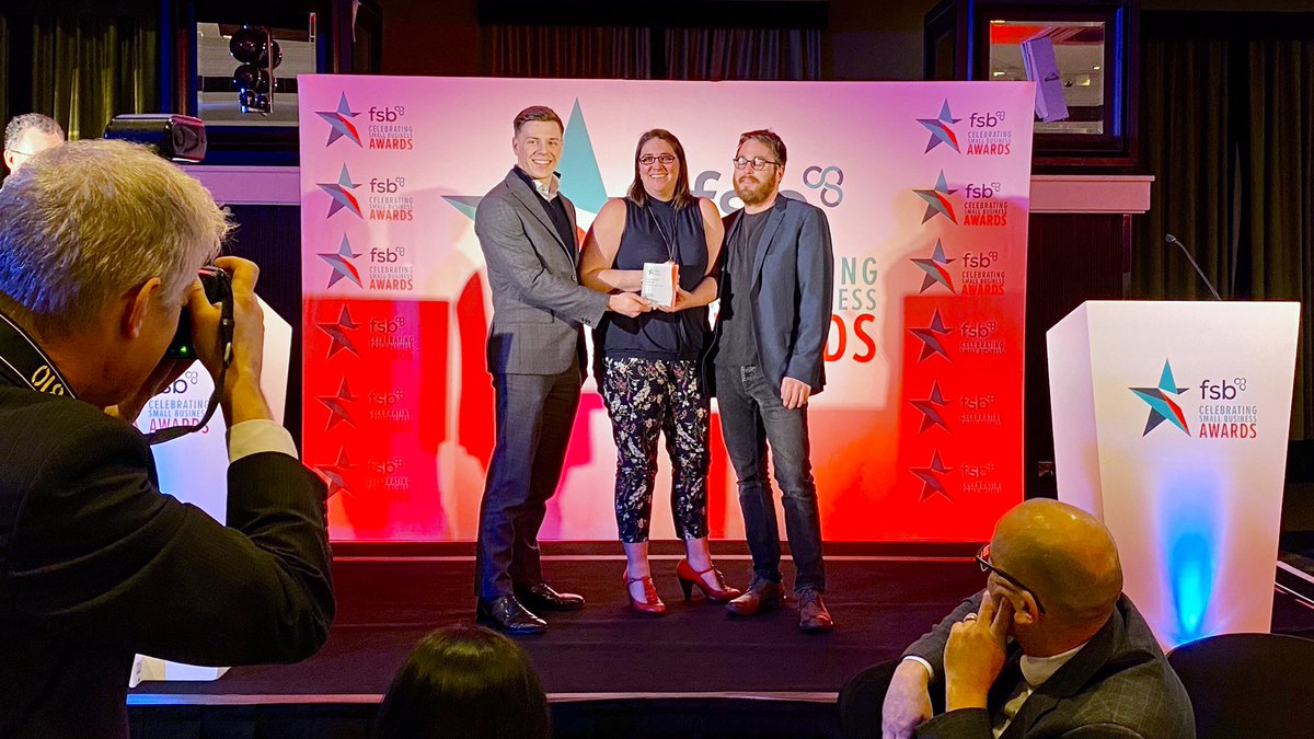 elancsnetworkin's tweet photo. Well done to the last four winners at our #FSBAwards northwest this afternoon @BennettStaff1 A Family’s Best Friend, Coaching Culture and @big5catering 
I was delighted to present the award to Coaching Culture. Well done guys! 🏆🥂

#businessawards https://t.co/OdBMtu46IT