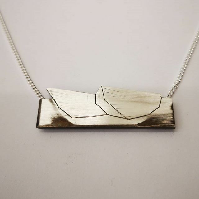 theweerobin's tweet photo. Less is more. #jewellery #dundee #scotland #jewellery #silver #vandadundee #necklace #minimal #vector #lineart https://t.co/U5f6y20OQV https://t.co/C5PJKTcQmj