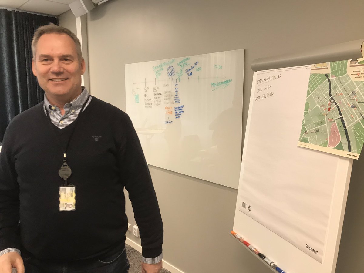 Idag övade vi samverkan i kris på lokal nivå. Polis, region, kommun, länsstyrelsen m fl engagerades i övningen som bedrevs som ett spel med övade och motspel i olika rum. 

Svårt, engagerande, ibland frustrerande men mest roligt och lärorikt! Bra upplägg av <a href="/4C_Strategies/">4C Strategies</a>!