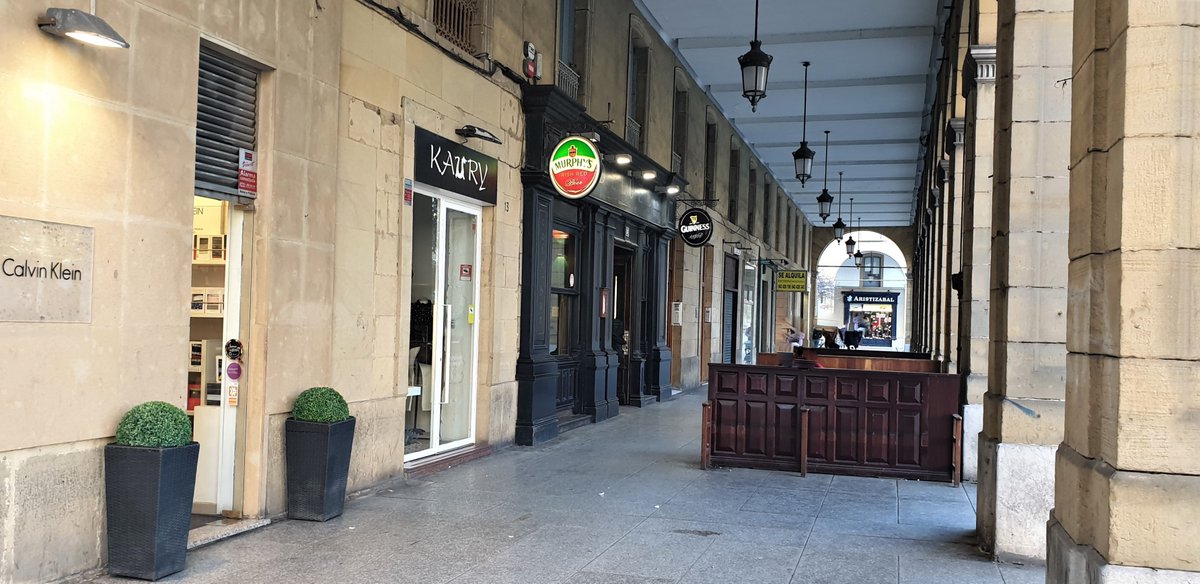 BurutaranInmo's tweet image. Z31988 Bonito local comercial exterior a Plaza Gipuzkoa. En pleno corazón de San Sebastián. Zona de mucho paso, incluso festivos.

bit.ly/39abI3B

#Donostia #SanSebastian #Gipuzkoa #LocalEnAlquiler #Inmobiliaria #GrupoExin10 #Decoracion #HomeStage #HomeStaging #Staging