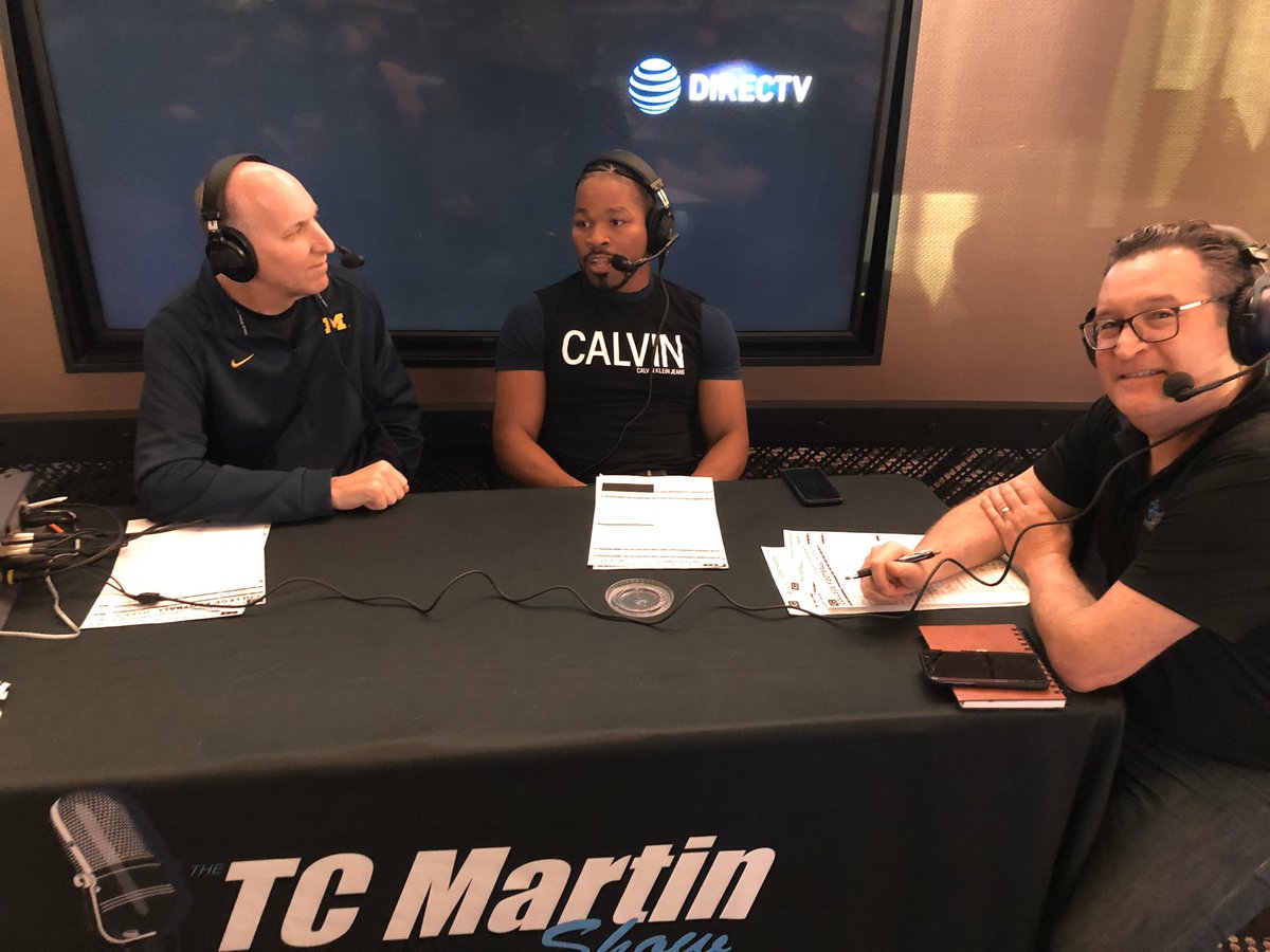 TCMartin21's tweet photo. Come by @Cosmopolitan_LV or tune in 2pm as one of our favorite guests joins today @ShowtimeShawnP in the house!  Recapping #FuryWilder2 &amp; look ahead what's next for him.  https://t.co/zbp77fAANS @KSHPVegas 1400 @BradTheBeliever @BenowitzBrian https://t.co/Pc22RwwhTo