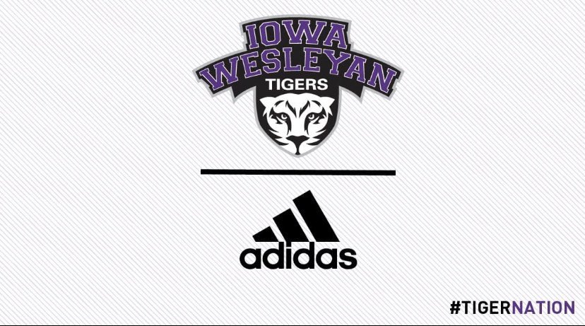 EricDaGoat_'s tweet photo. Blessed to Receive to an ⭕️ffer from University of Iowa Wesleyan 💜🖤 #WEAREIW https://t.co/lmHyak9z0P